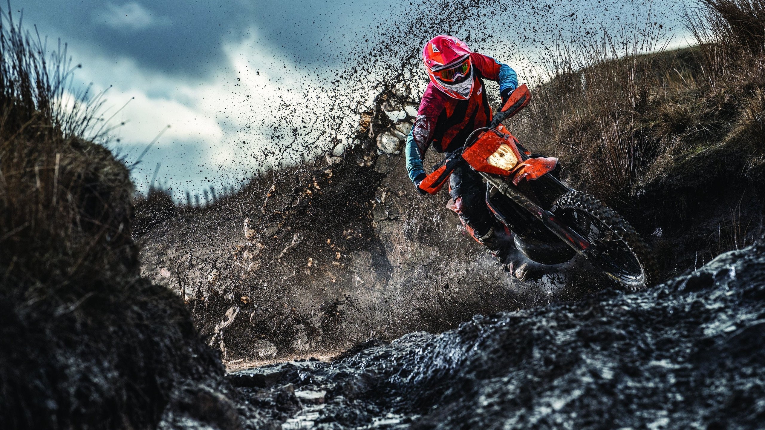 热刺连续进攻打出比赛主动权，热刺两连胜